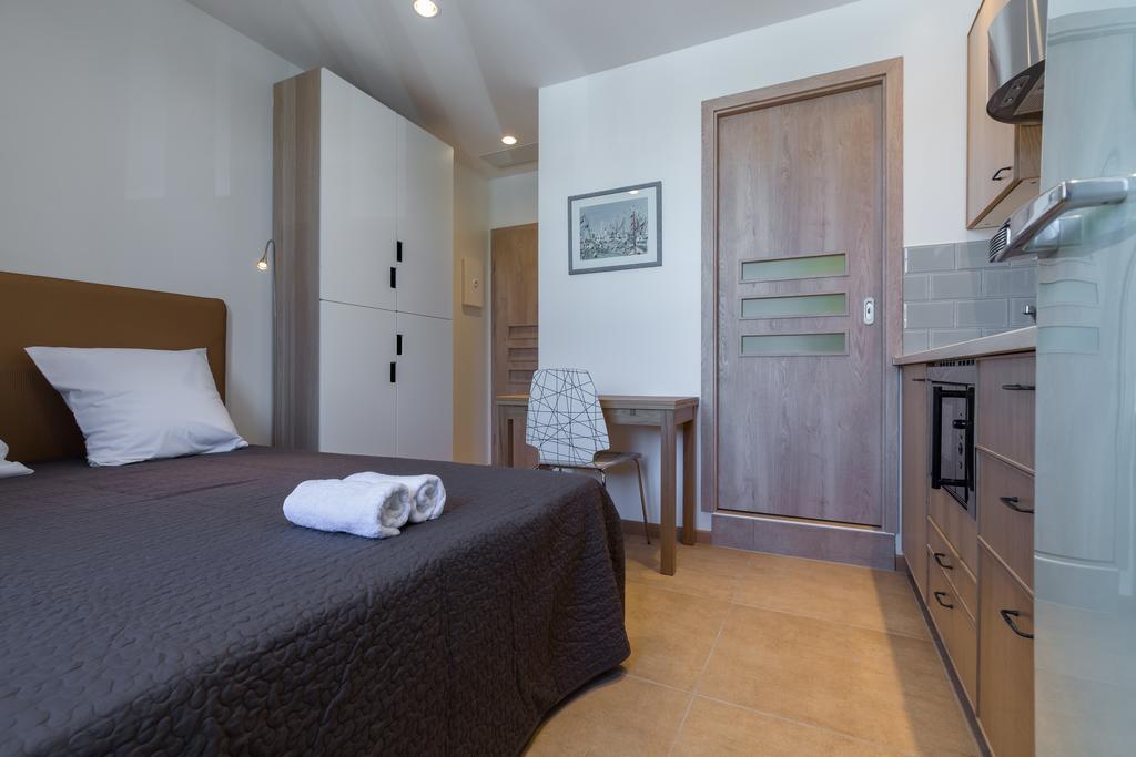 Palais Saint Pierre Apartment กาญเนอ-ซูร์-แมร์ ภายนอก รูปภาพ